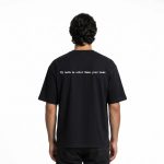 تیشرت طرح سوگند مشکی مردانه رستم، نمای پشت